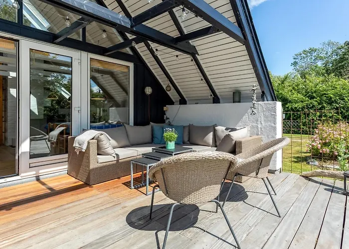 Semesterbostad Frodde - 200m From The Sea By Interhome