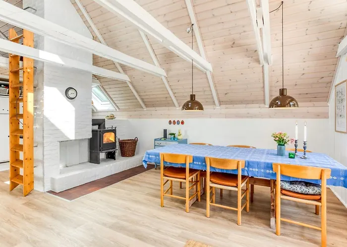 Semesterbostad Frodde - 200m From The Sea By Interhome *